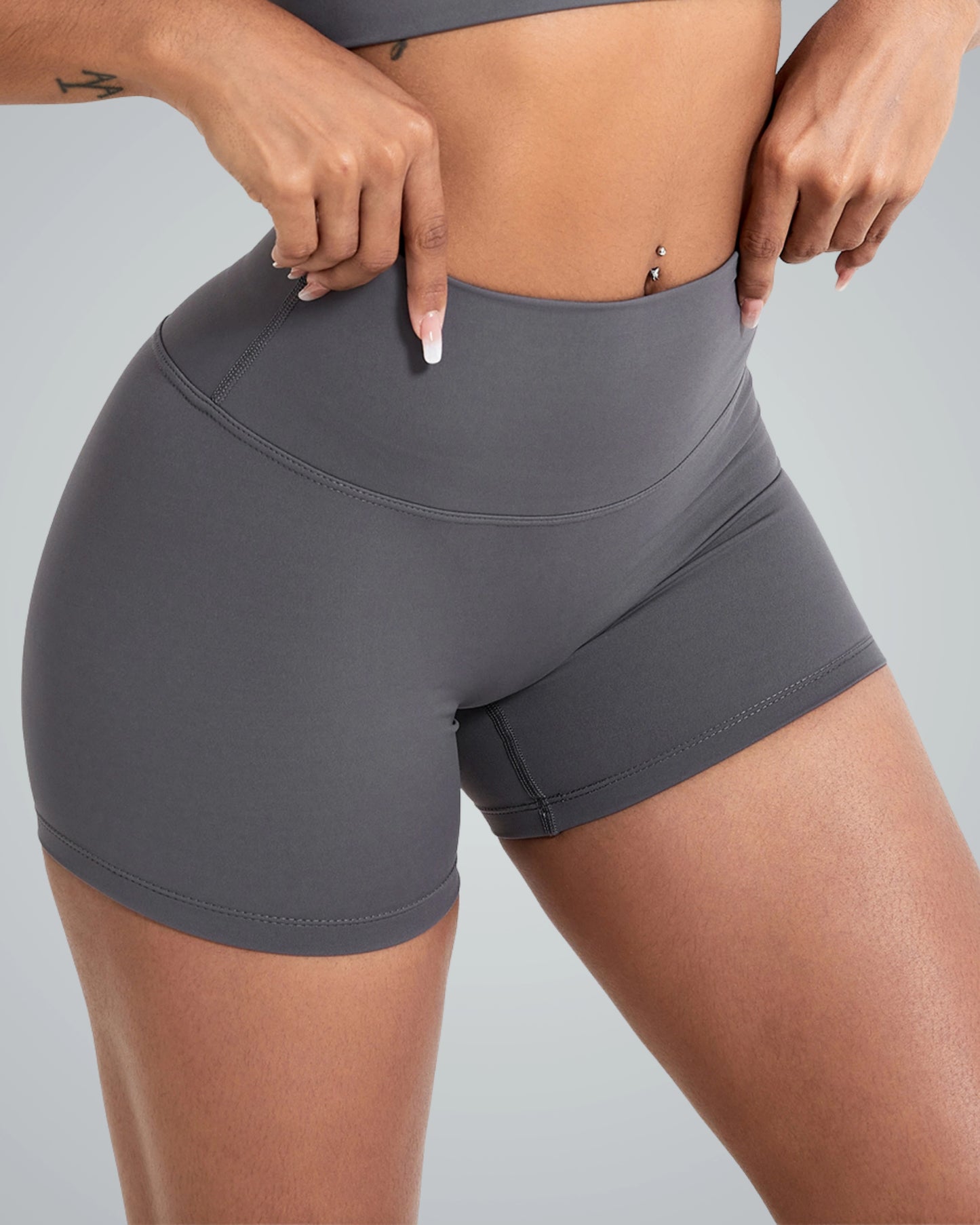Bandsam VibrantMove Women's Shorts: ultra-light, flexible activewear ideal for yoga, pilates, lounging. Stretch comfort, modern fit.