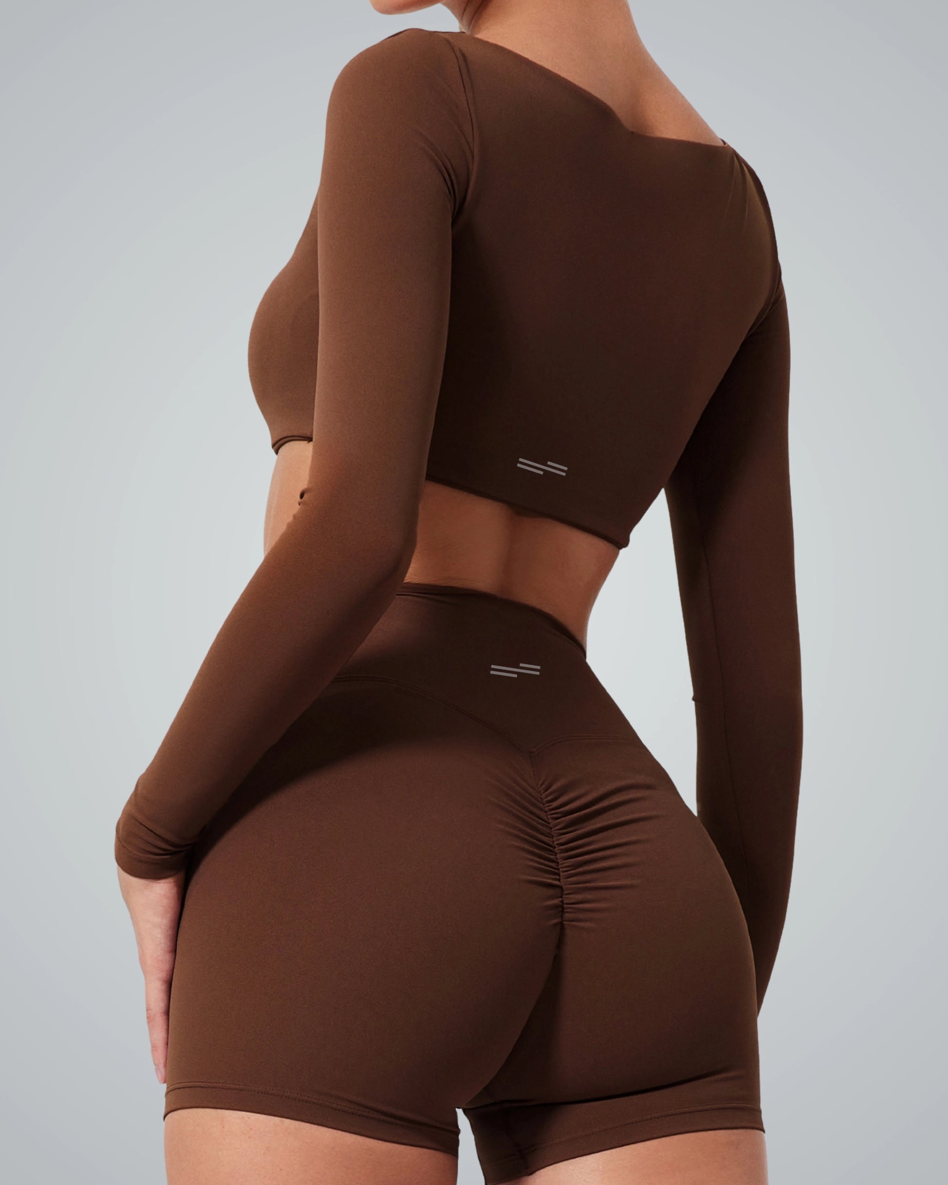 BalanceLine Top by Bandsam, featuring a cozy fit and sleek design, perfect for yoga and stylish everyday wear.
