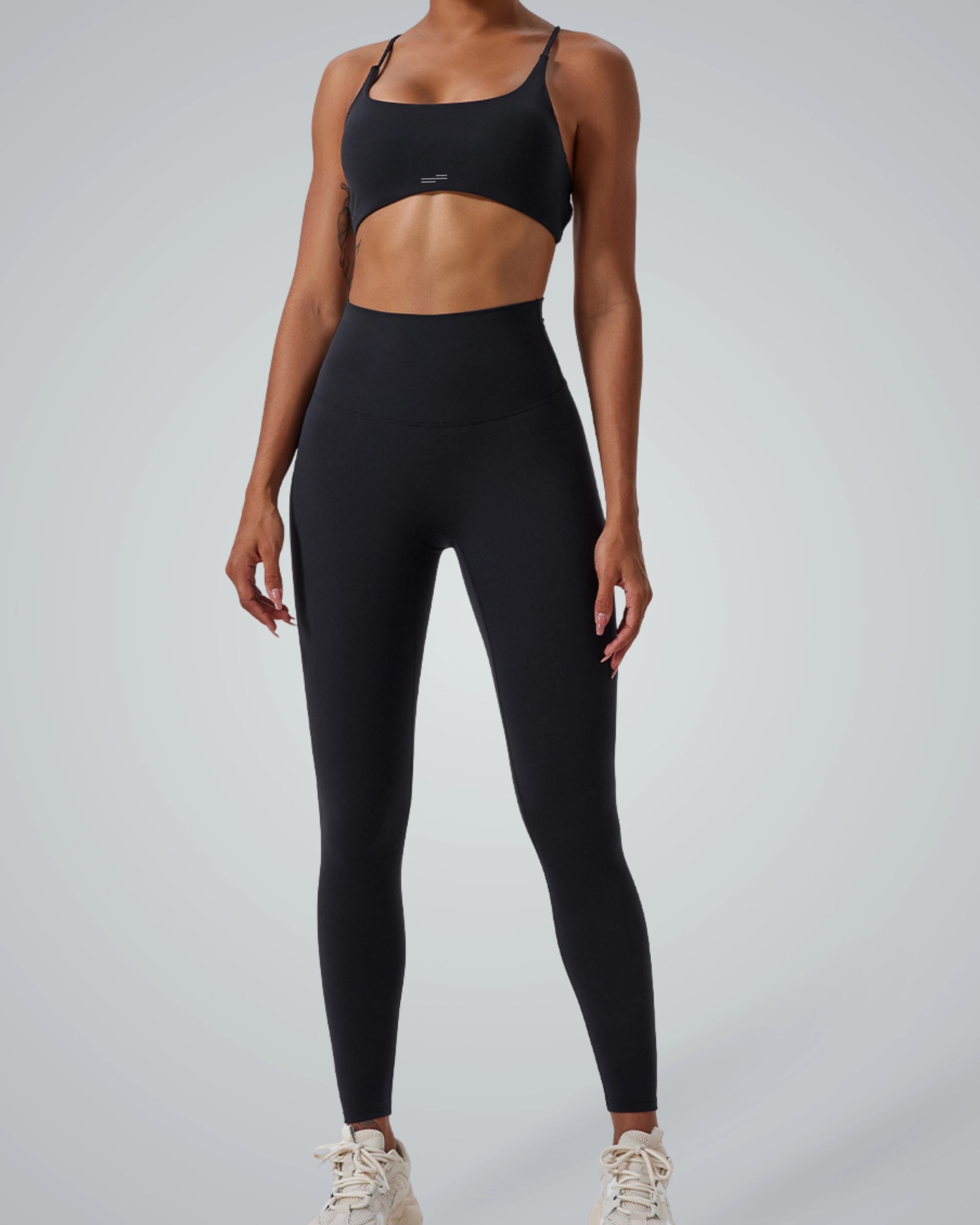 Bandsam ContourCore Set: High-waisted leggings and sports bra, seamless gym set for women, sculpting and sweatproof activewear.
