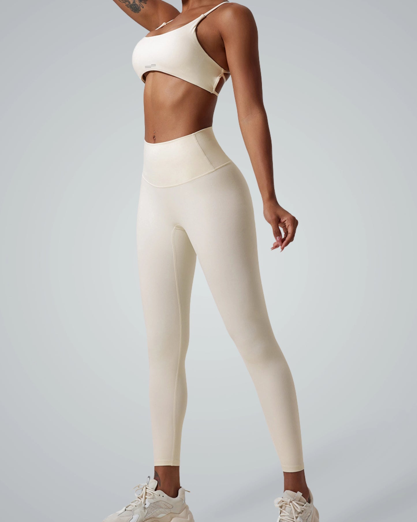 Bandsam ContourCore Set featuring a seamless gym set with high-waisted leggings and a sports bra, ideal for yoga and summer athleisure.
