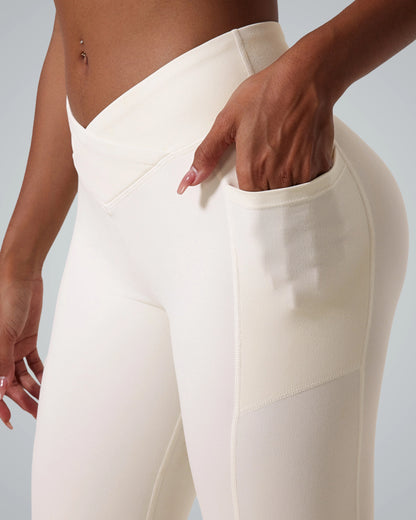 Bandsam PeakFit Pocket Leggings - Soft, high-waisted women's activewear with side pockets, perfect for yoga, pilates, or lounging.