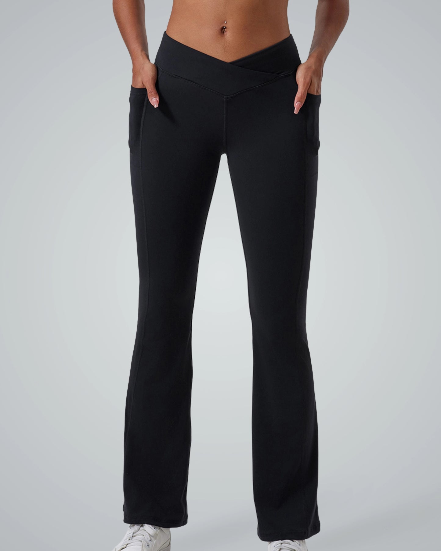 Bandsam PeakFit Pocket Leggings for women, high-waisted, stretch activewear ideal for yoga, pilates, lounging, and casual outings.