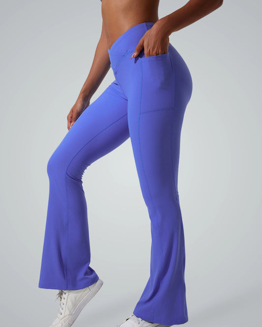 Bandsam PeakFit Pocket Leggings for women offer stretch, comfort, and style, ideal for yoga, workout, and casual outings.