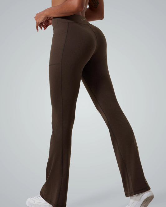 Bandsam PeakFit Pocket Leggings for women, high-waisted and flared with pockets, ideal for yoga, workout, lounging and outings.