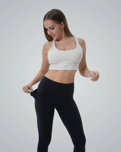 Bandsam PrimFit Set - Seamless sports bra and high-waisted leggings for comfort, support, and style in a minimalist gym set.